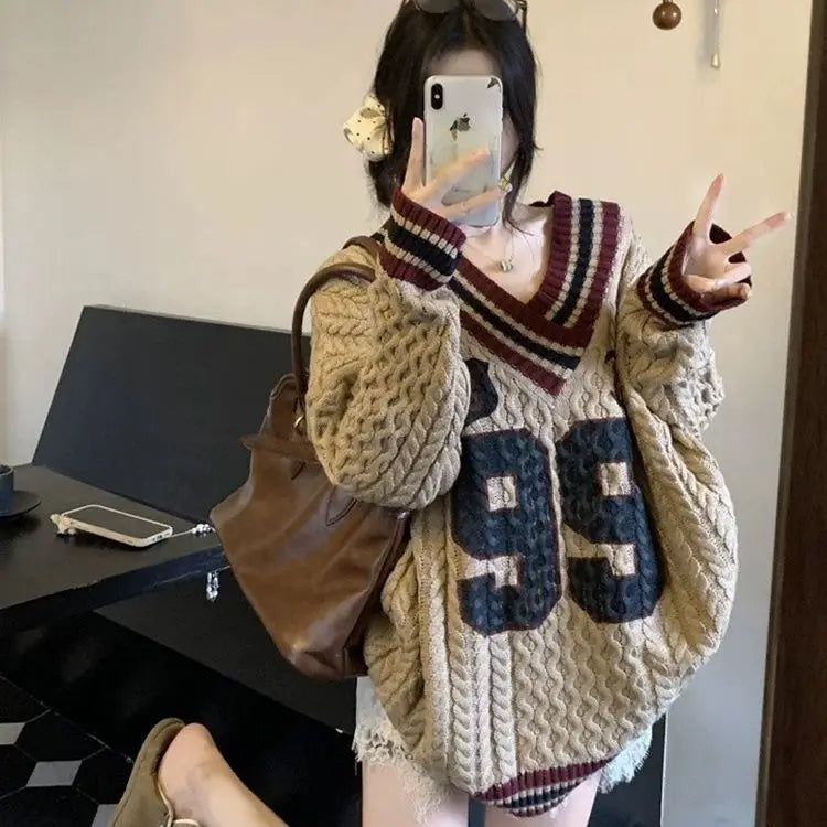 Vintage-Inspired Striped V-Neck Sweater Y2K Aesthetic