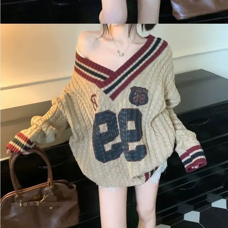 Vintage-Inspired Striped V-Neck Sweater Y2K Aesthetic