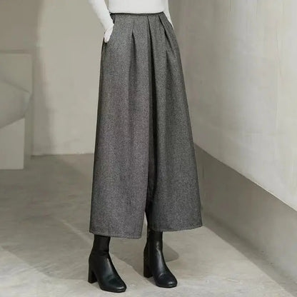 Relaxed Style Elastic Waist Pleated Pants