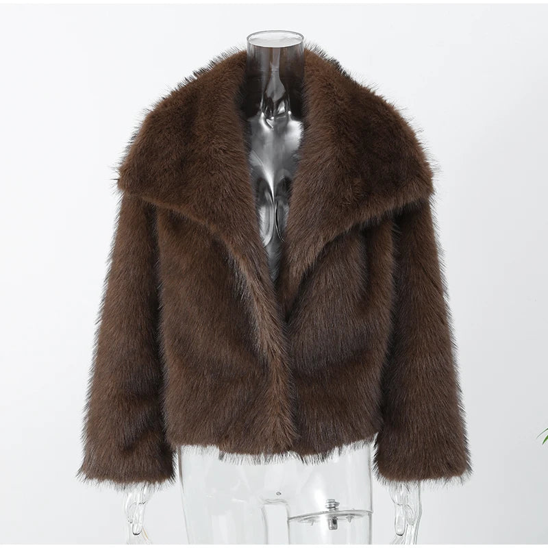 Vintage-Inspired Faux Fur Coat Elegant Button-Down Style